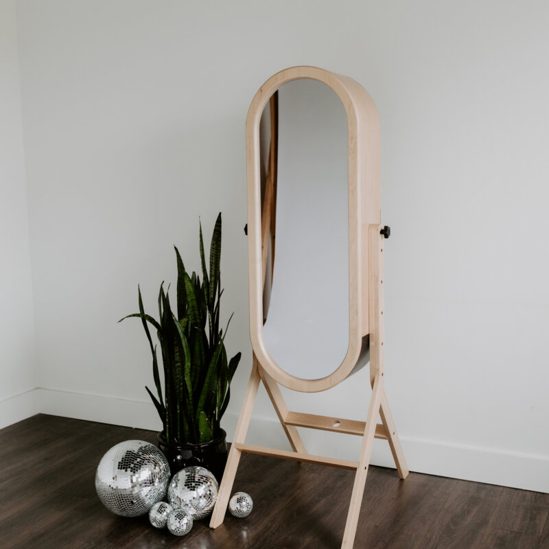 2510 retrom thumbnail Offer