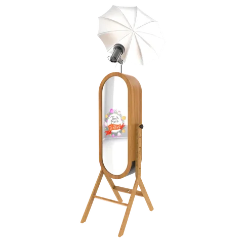 Retro Mirror Photo Booth - Sur Mesure